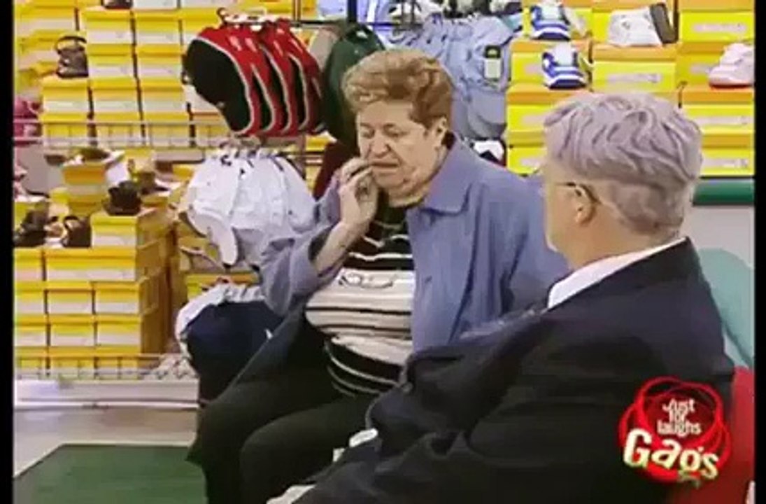 White man funny shoeing