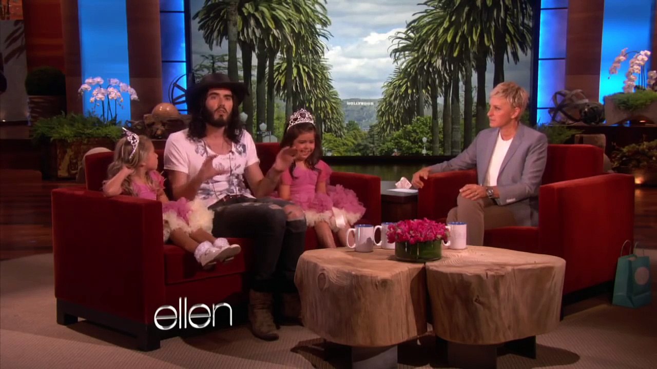 Sophia Grace & Rosie Meet Russell Brand
