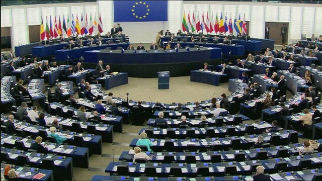UE pressiona membros do bloco pela crise migratória