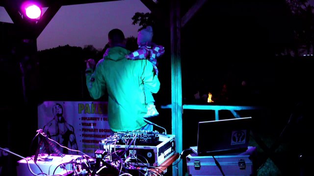 Deep Sesje Weekly Show 108 Mixed By TOM45 And Focuset