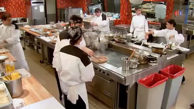 Hells Kitchen S05E10 Andrea Gets Kicked Out Of The Kitchen Uncensored)