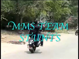 bike wheeling racing stunt