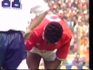 1991 FA cup finale (Tottenham v Nottingham Forrest )-that tackle