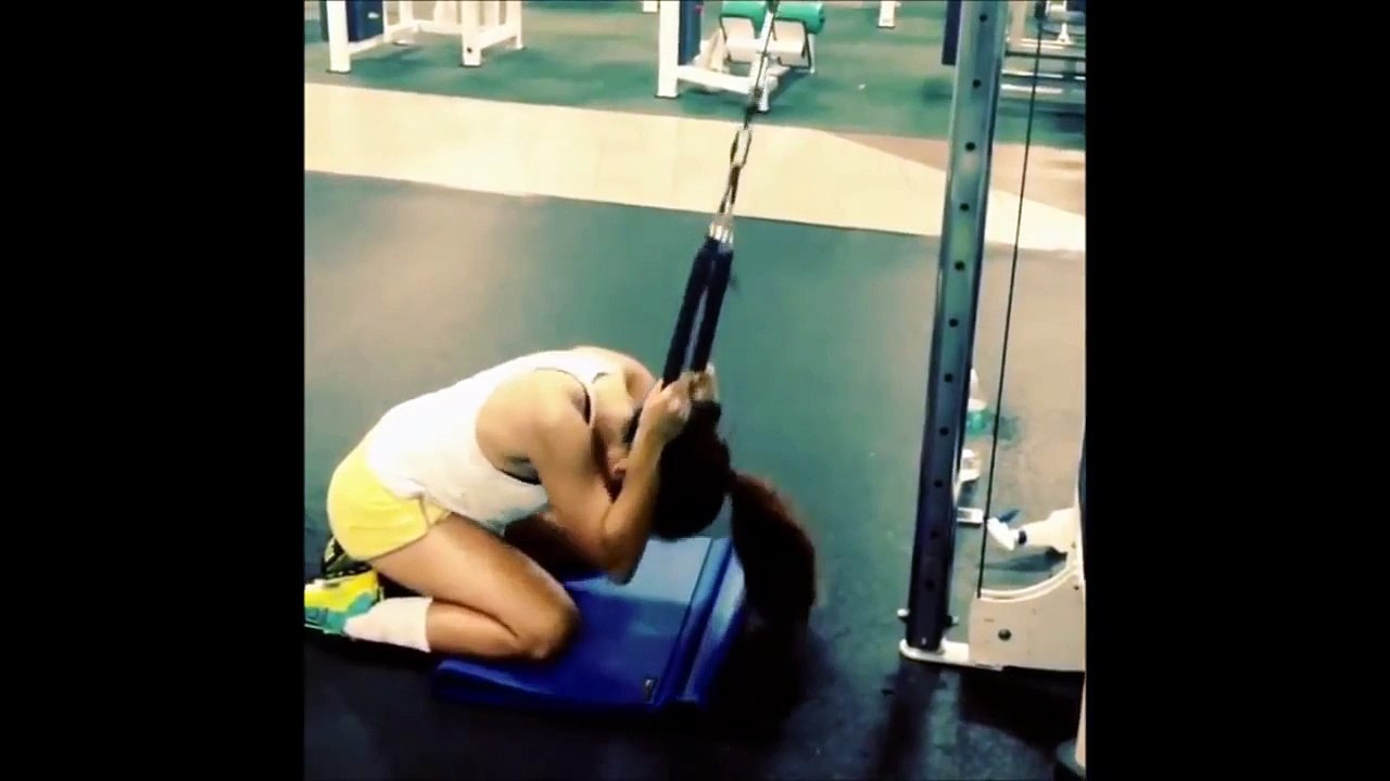 ANDRESSA RIBEIRO - IFBB Figure Pro: Upper-Body Workout for Toned Arms, Chest and Shoulders