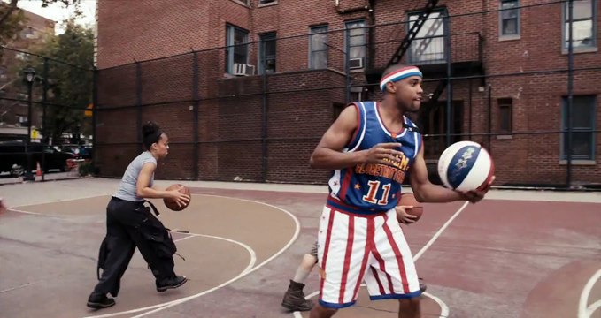 Harlem Globetrotters celebrate 90th anniversary with Stomp!