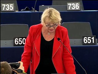 Eva Joly: "Pour éviter les drames, nous devons changer notre politique et miser sur la solidarité"