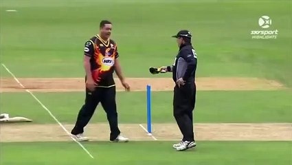 Amazing Run out by Jesse Ryder -