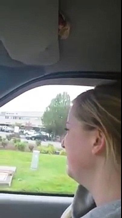 LOL! Girl High on Drugs Disappointed She Didn’t Get a Boob Job After Going to the Dentist