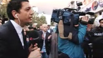 Le police turque prend le contrôle de force d'une télévision de l'opposition