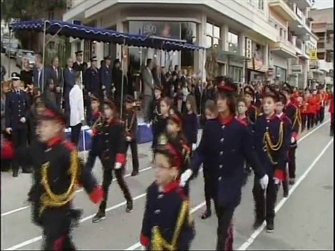 28-10-2015 ολόκληρη η παρέλαση στη Λιβαδειά