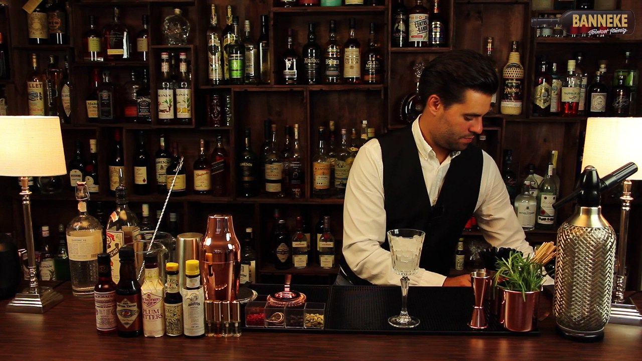 French 75 - Champagner Cocktail selber mixen - Schüttelschule by Banneke