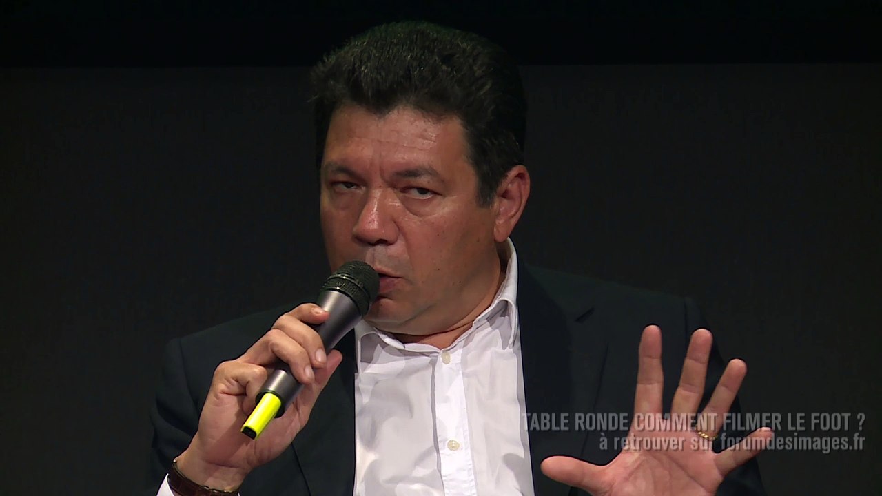 La tyrannie des commentateurs de foot