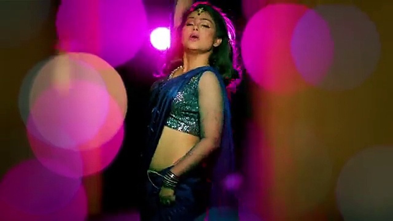 IAm Single (Charlie Kay Chakkar Mein)  Bollywood Videos - Bollywood