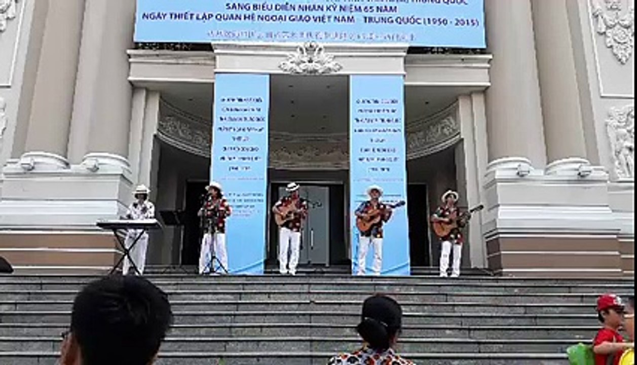 BAN NHAC FLAMENCO GIPSY FIRE - NHÀ HÁT LỚN - LA BAMBA