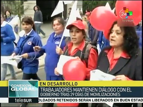 Chile: trabajadores del Registro Civil demandan mejorías laborales
