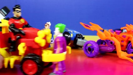 Imaginext DC Superfiends Gift Set With Batman Batmobile Joker Motorcycle Robin Four Wheele