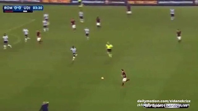 Miralem Pjanic 1:0 Great Goal - Roma v. Udinese 28.10.2015 HD
