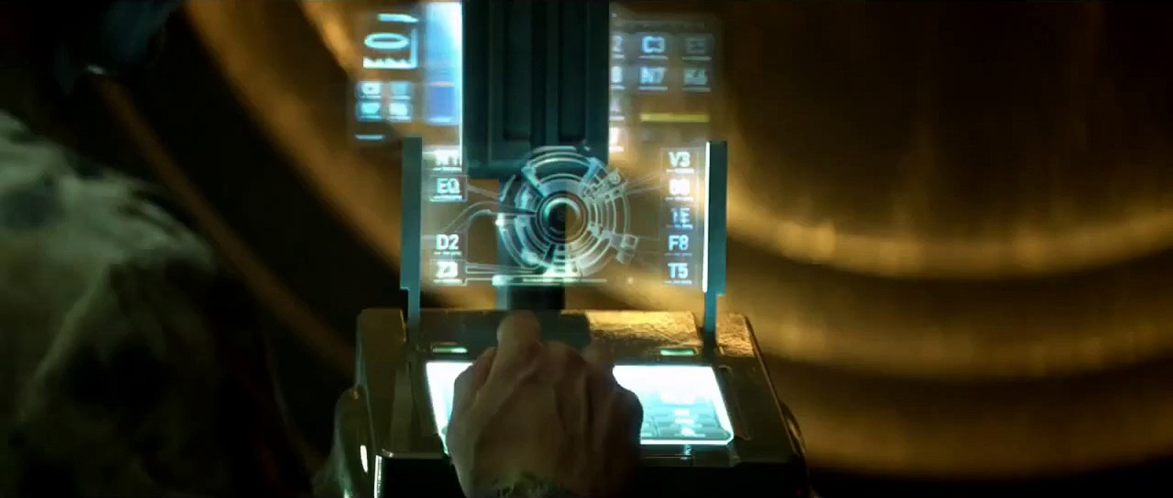 Total Recall 2012 Official Trailer