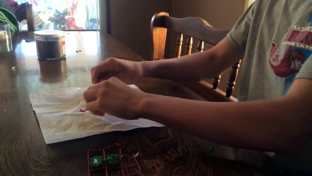 How To Make A Paper Bomb That Explodes EASY!