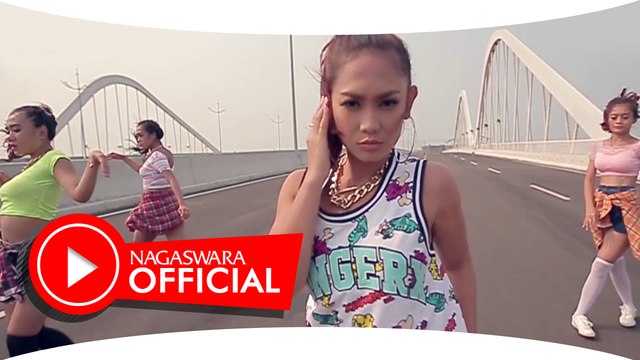 Devy Berlian - PHP ( Pemberi Harapan Palsu ) TrapDut Mix - Official Music Video NAGASWARA