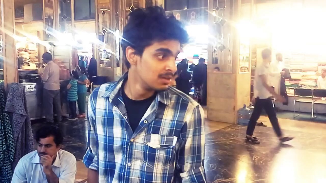 Bekaar Vines - The best feeling while shopping with women.