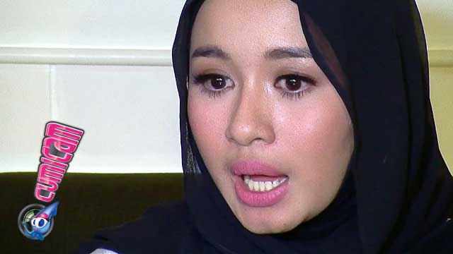 Dituding Lepas Hijab Demi Film, Bella Menangis - Cumicam 29 Oktober 2015