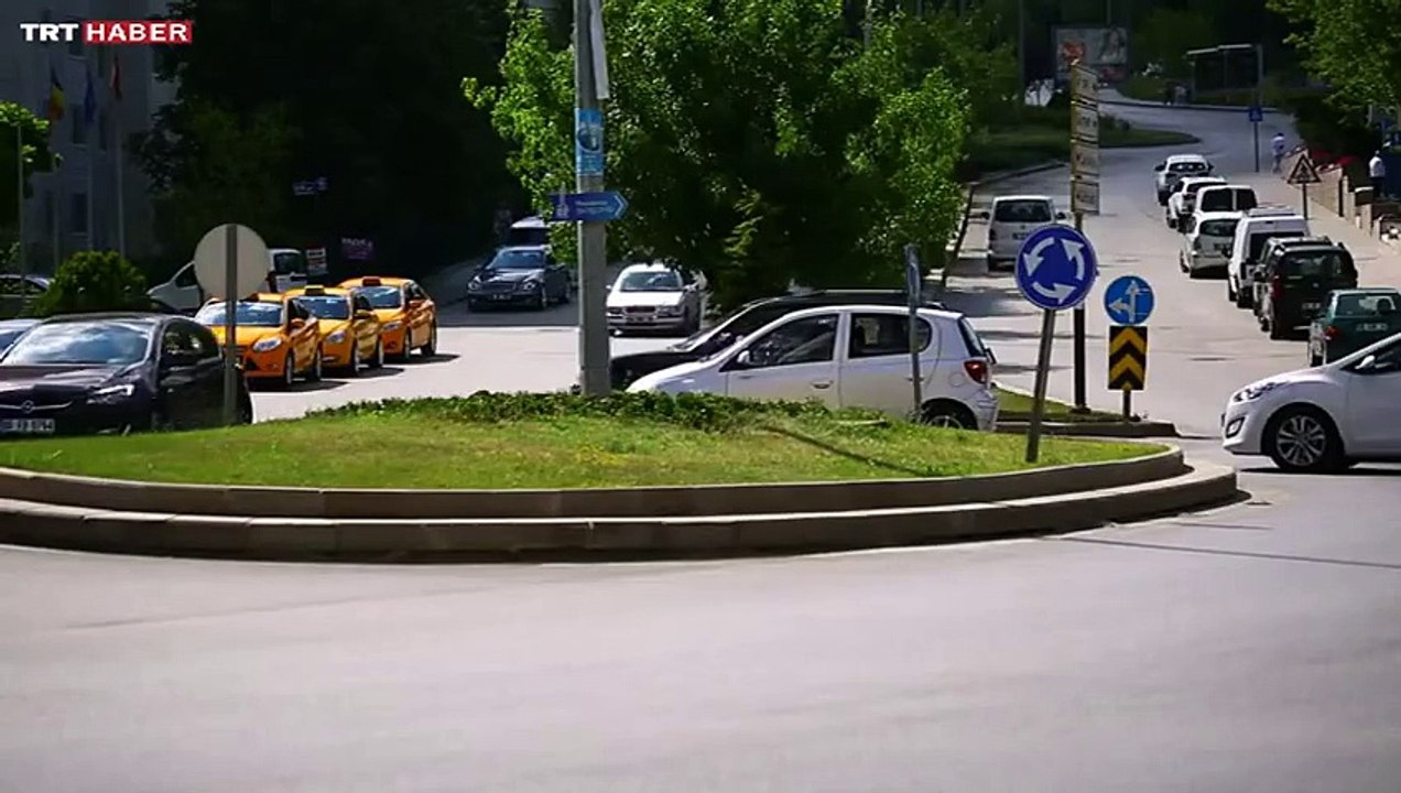 Yoldaki İşaretler 16. Bölüm   Kavşaklarda Uyulması Gereken Kurallar