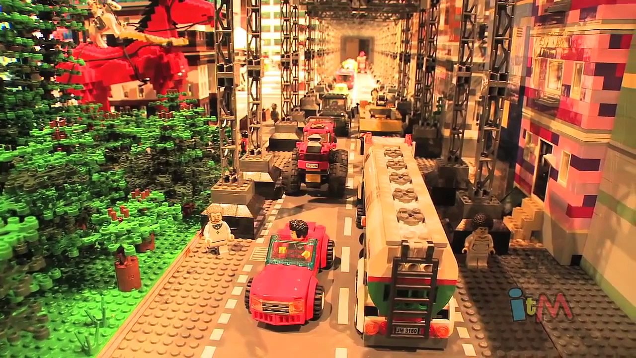 The LEGO Movie Experience debuts at LEGOLAND California