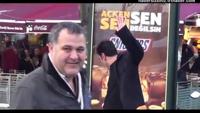 Annesine Şarkı Söyleyen Çocuk - Komik videolar - Funny videos