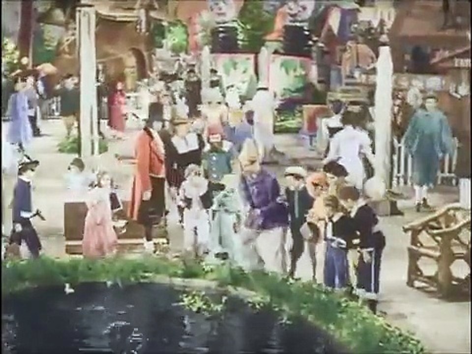 Babes in Toyland 1934  Comedy, Family, Fantasy Stars Stan Laurel, Oliver Hardy_0001