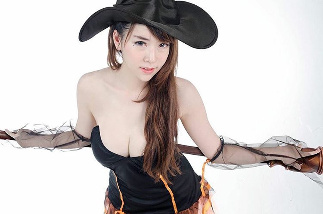 HOTTEST, SEXY HALLOWEEN GIRLS 2015 - BEST COSTUMES