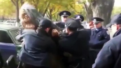 Insólito: Detienen a Chewbacca en Ucrania