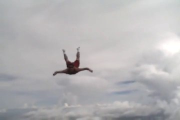 Skydiving without parachute