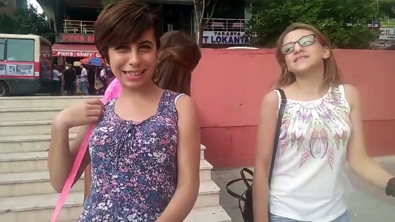 Vermicem Vermicem Diyen Kız Bakın Kim Çıktı!