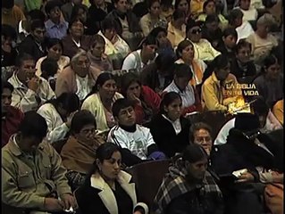 LA BIBLIA EN TU VIDA..PR.RICARDO CLAURE.. PREDICA QUE ES LUZ EN EL CAMINO PARA NO TROPESAR