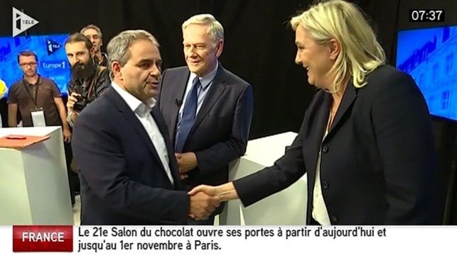 Xavier Bertrand explose la main de Marine Le Pen - ZAPPING ACTU DU 29/10/2015