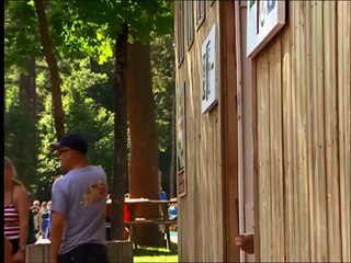 Gag sexy : attention aux douches de filles !