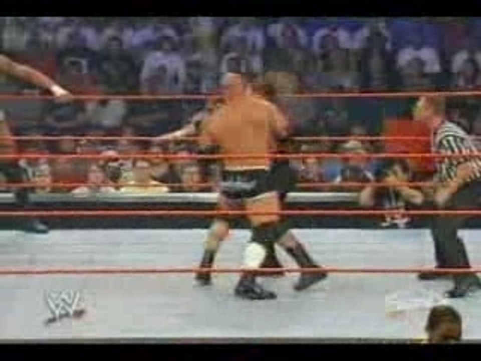WWE Goldberg vs Triple H & Batista & Ran