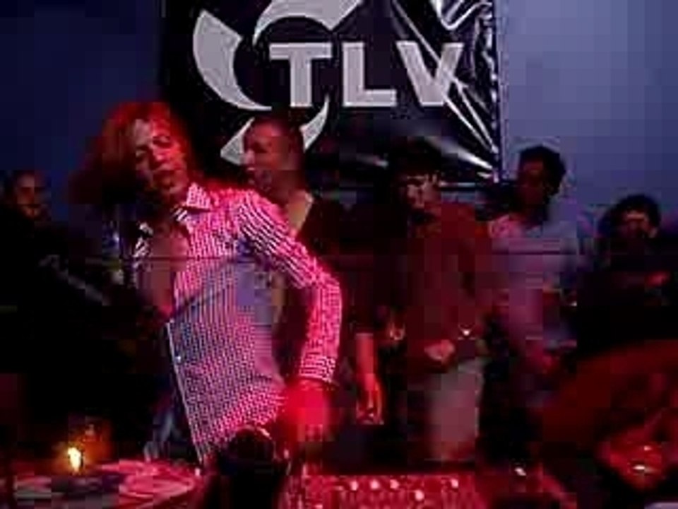 Christina Aguilra - Hurt (Offer Nissim)