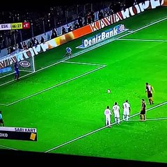 GOL  Burak Yilmaz (p) Galatasaray 3 - 0 Eskisehirspor )