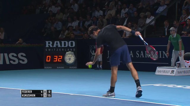 L'amorti dingue de Roger Federer (Bâle)