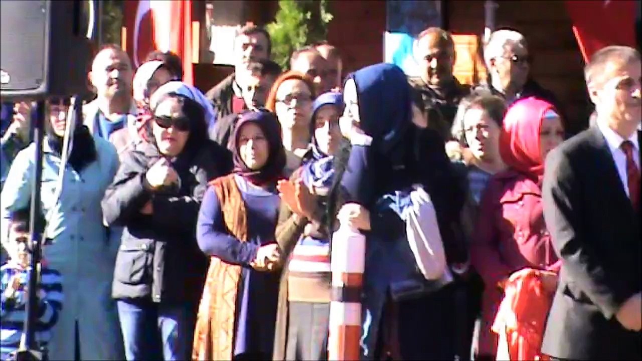 BÜYÜK TÜRK MİLLETİNİN CUMHURİYET BAYRAMI KUTLU OLSUN .....