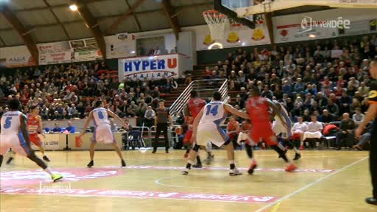 Basketball : Vendée Challans Basket – SAP Vaucluse (74-84)