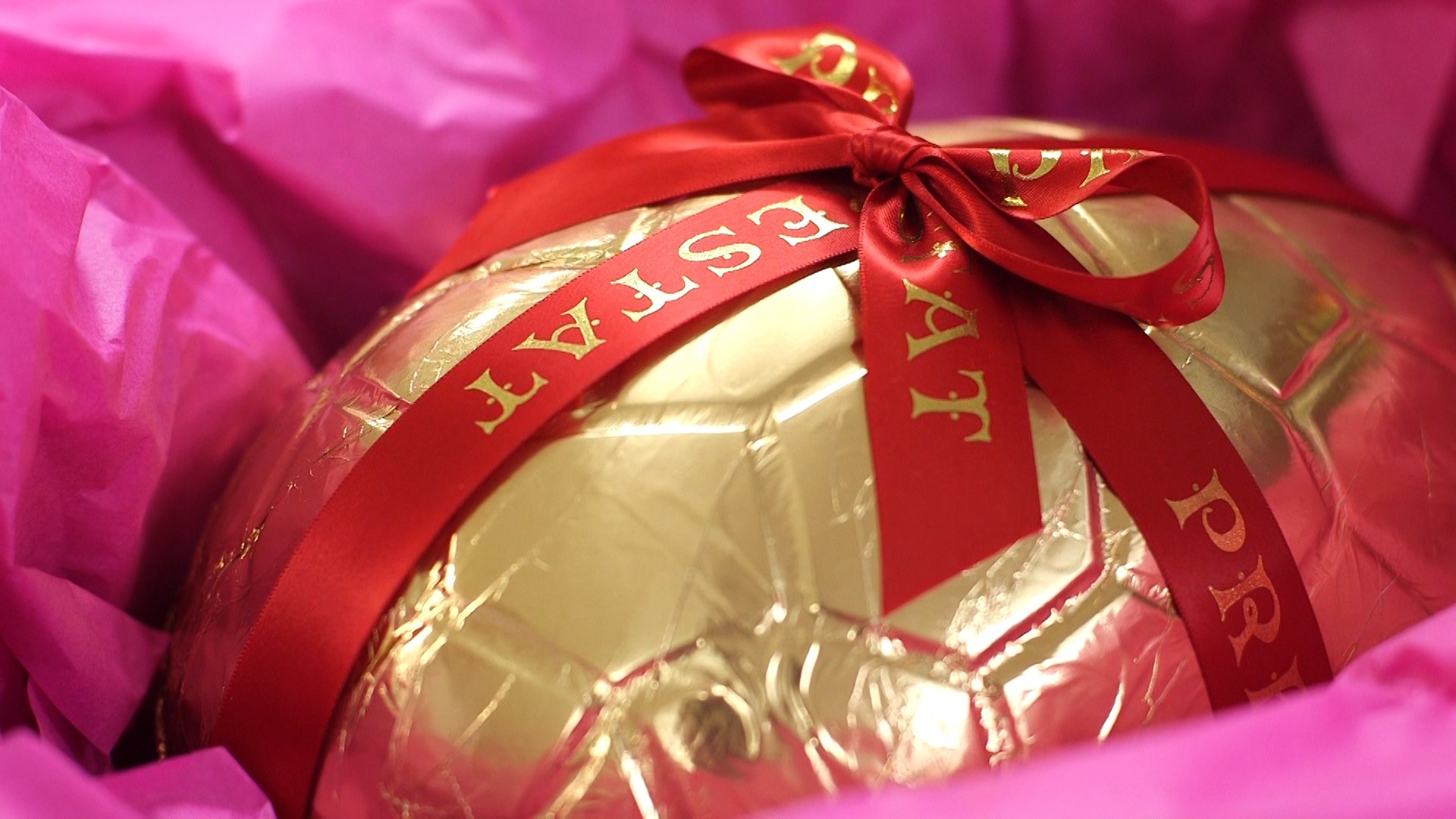 Watch how the Queens Easter egg is made