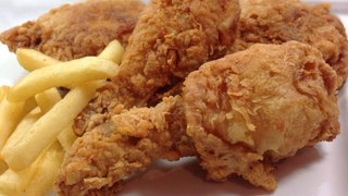CHICKEN BROAST RECIPE - KFC STYLE FRIED CHICKEN AT HOME by (HUMA IN THE KITCHEN)