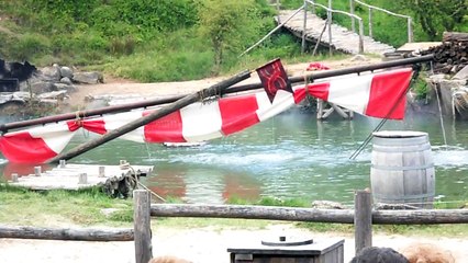 PUY DU FOU ( les Vikings ) SDC18506