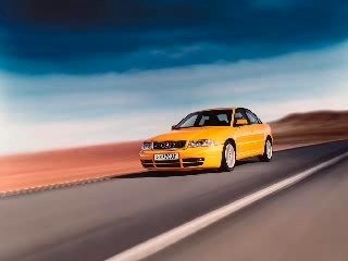 VOIE DE GAUCHE ET MET LA GOMME