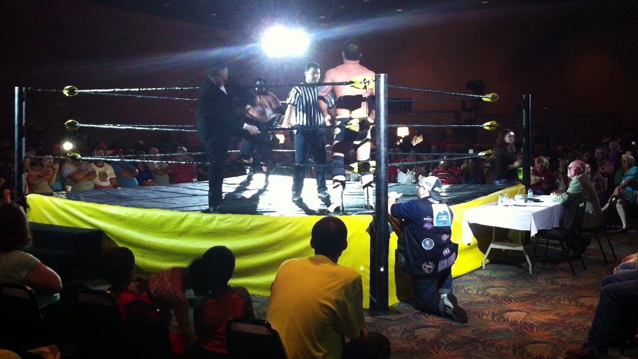 Danny Dollar vs. Samoan Raja - Championship Wrestling