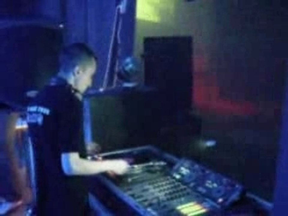 Atomik-V @t Retro active