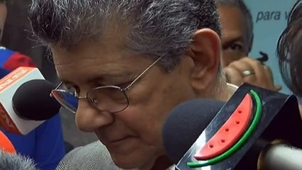 Reportera de Con el Mazo Dando le pidió "sexo" a Henry Ramos Allup